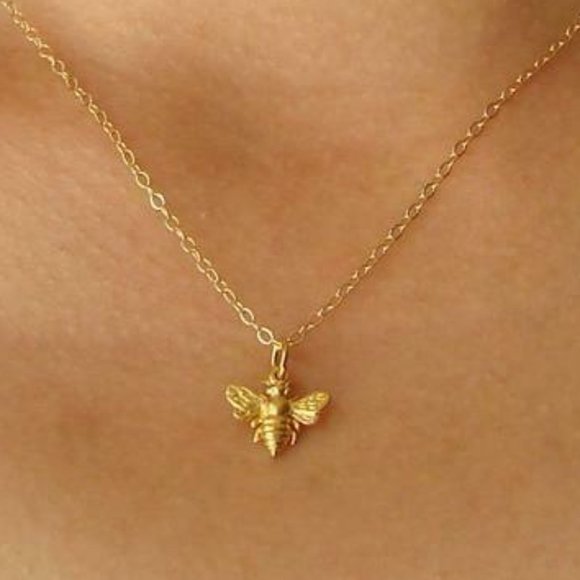 New Gold Bumble Bee Dainty Necklace - Picture 9 of 12